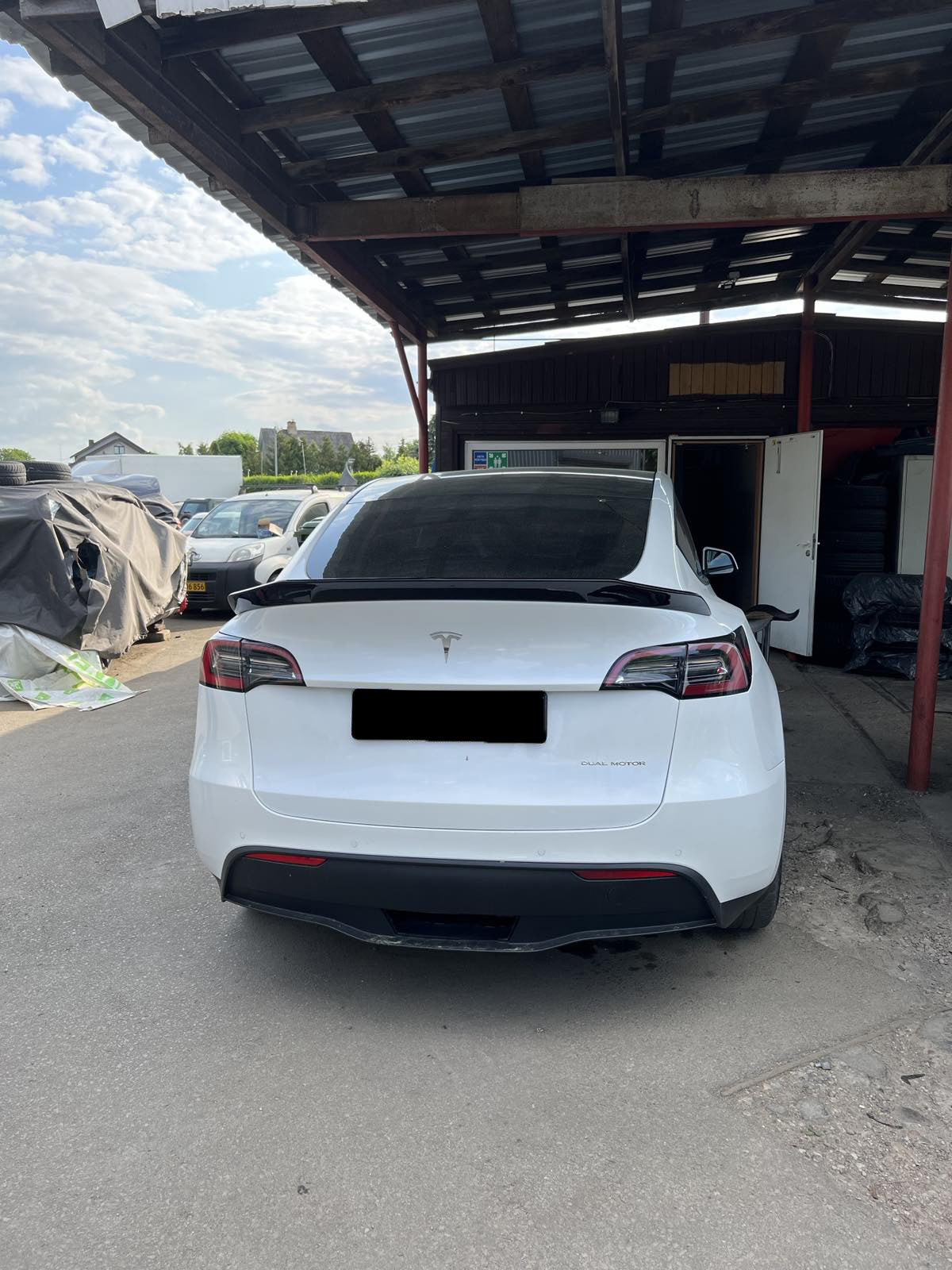 Tesla Model Y Rear Spoiler