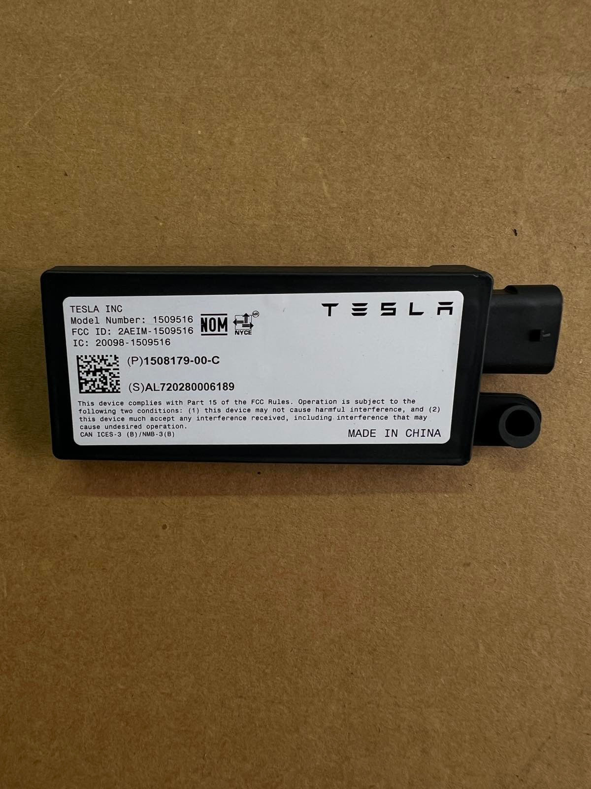 Tesla Model Y Rear Bluetooth Antenna Module