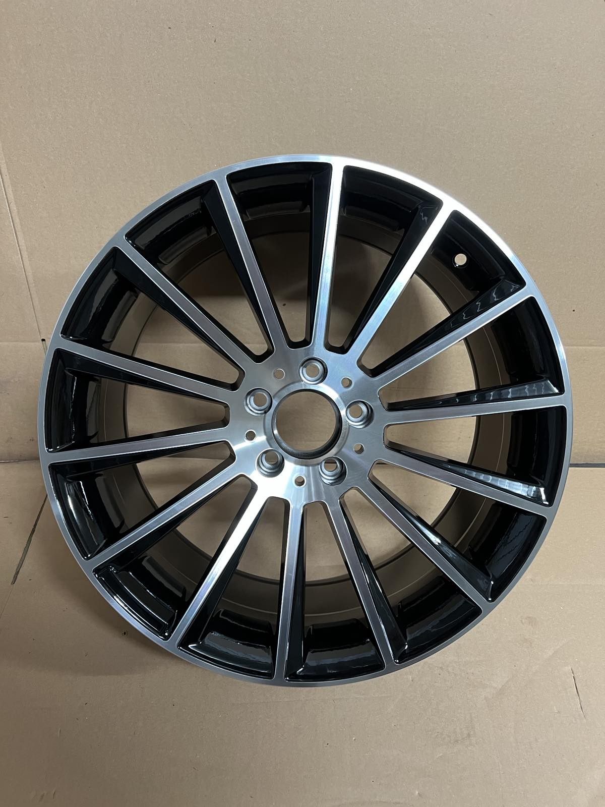 MB R19x8 5X112 ET45 66.6